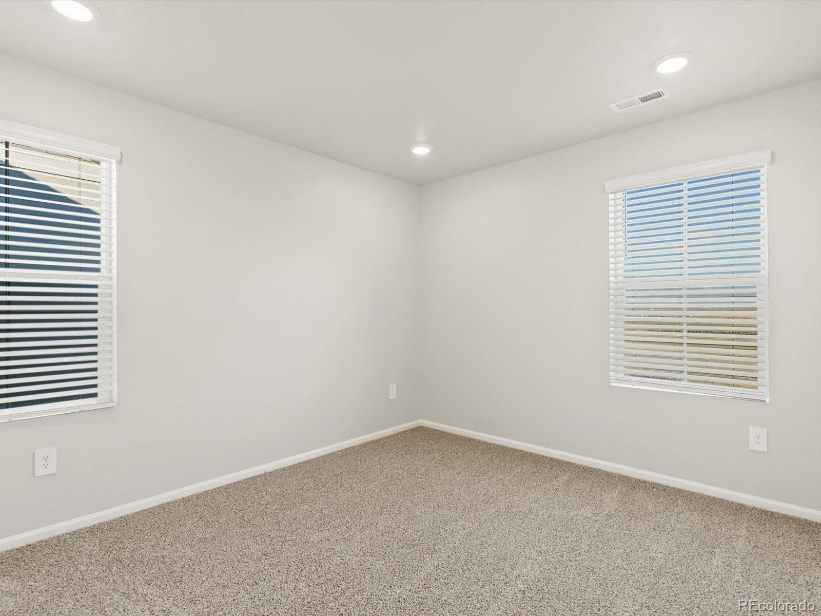 MLS Image #16 for 22480 e 8th avenue,aurora, Colorado