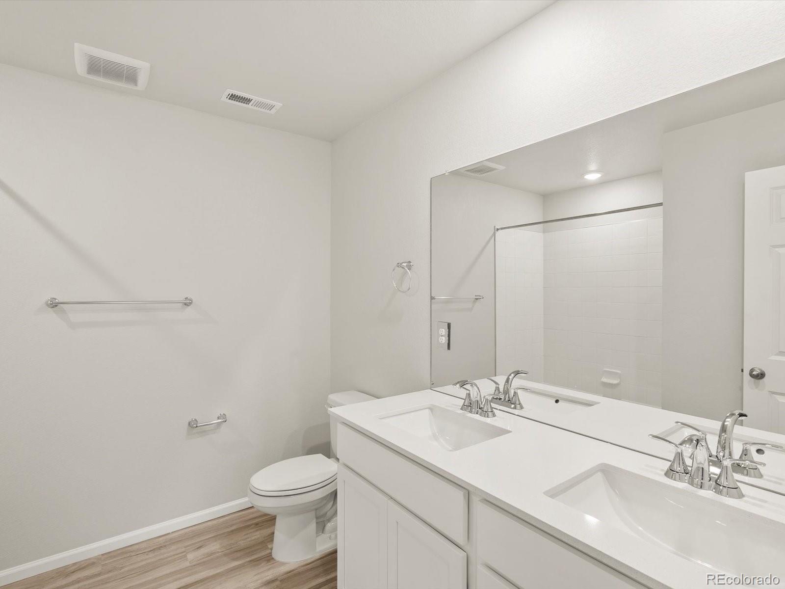 MLS Image #18 for 22480 e 8th avenue,aurora, Colorado