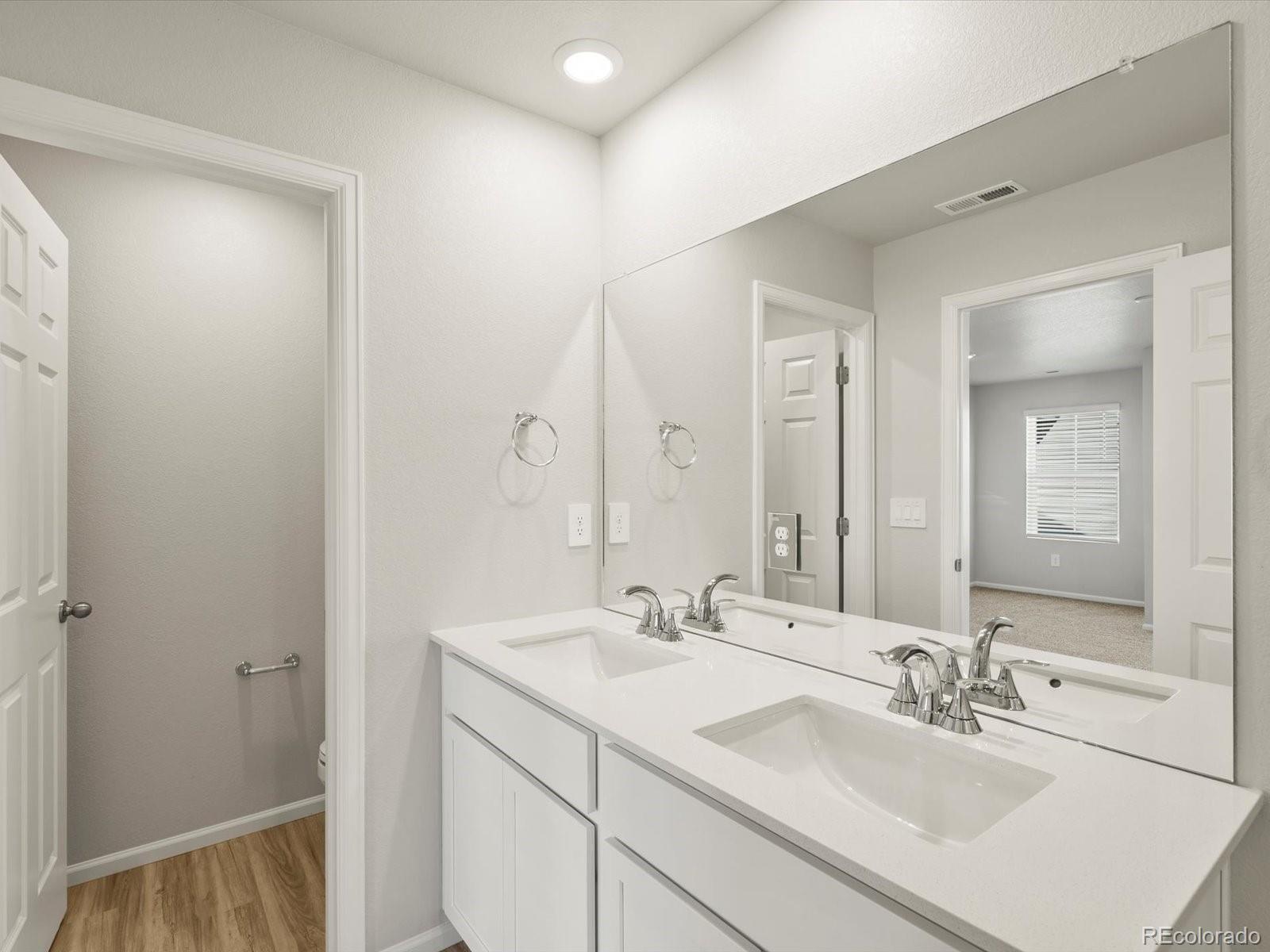 MLS Image #23 for 22480 e 8th avenue,aurora, Colorado