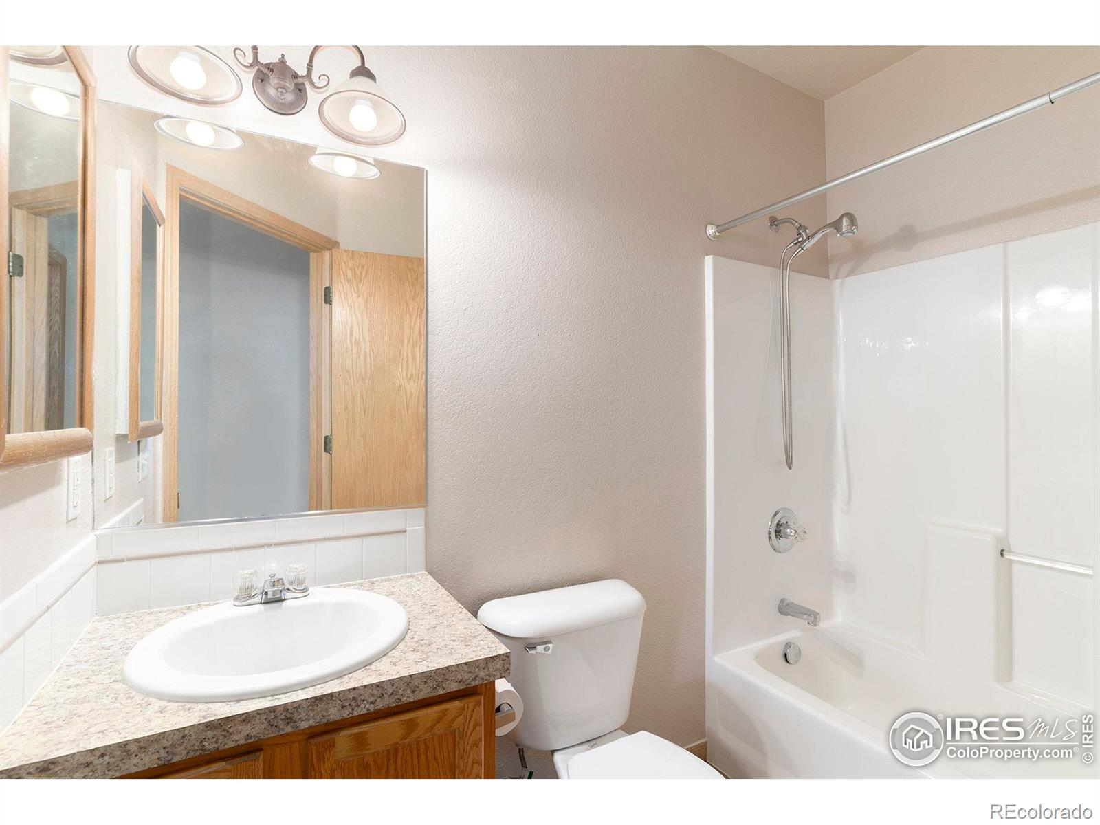 MLS Image #8 for 950  52nd ave ct,greeley, Colorado