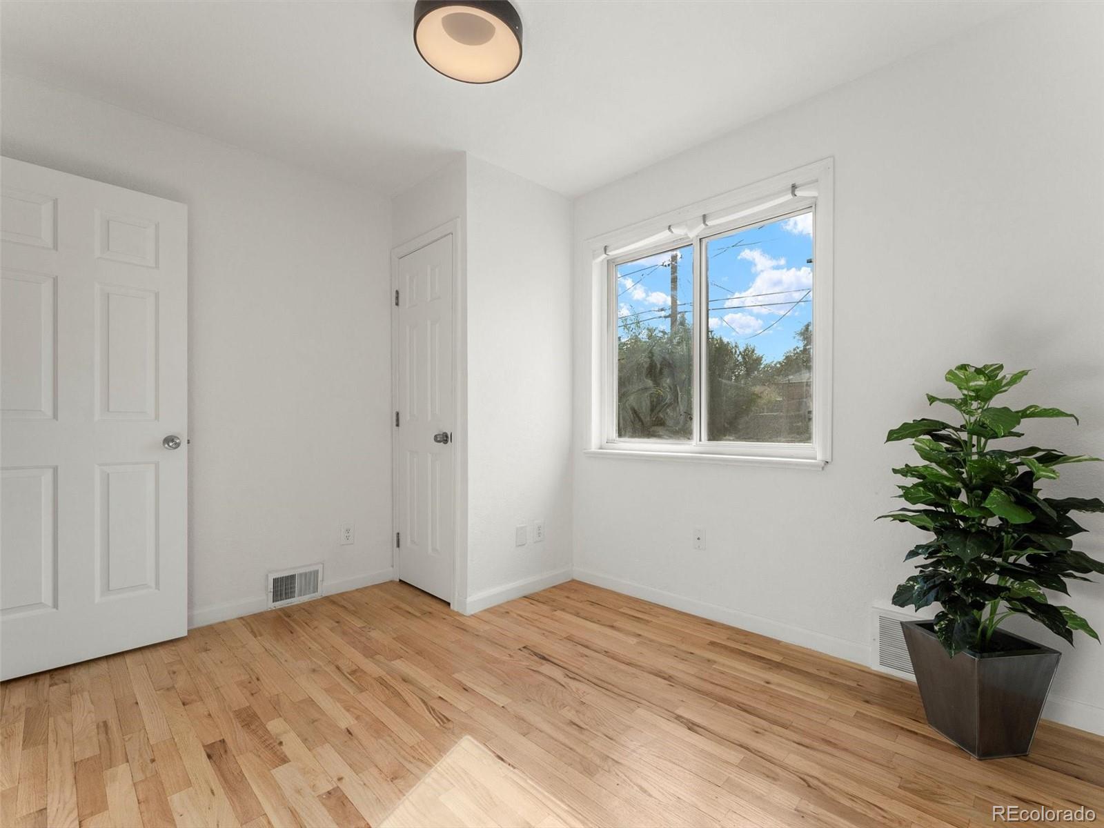 MLS Image #12 for 2865  quebec street,denver, Colorado