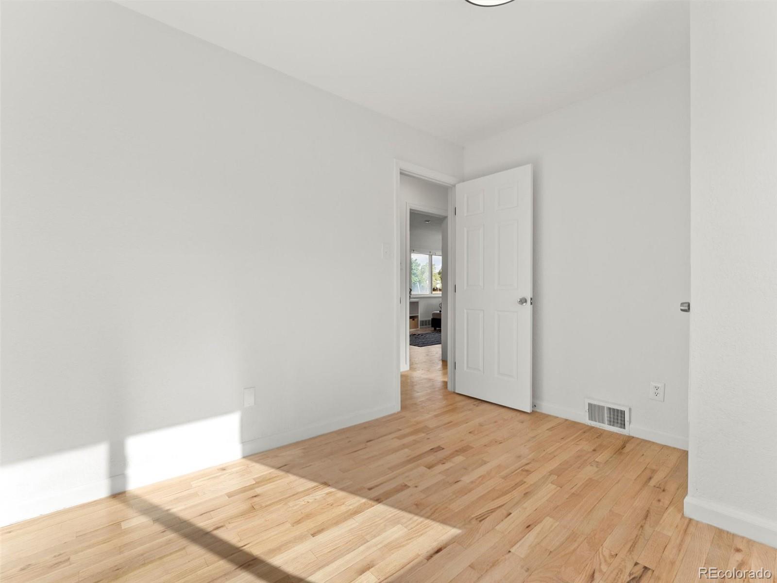 MLS Image #13 for 2865  quebec street,denver, Colorado