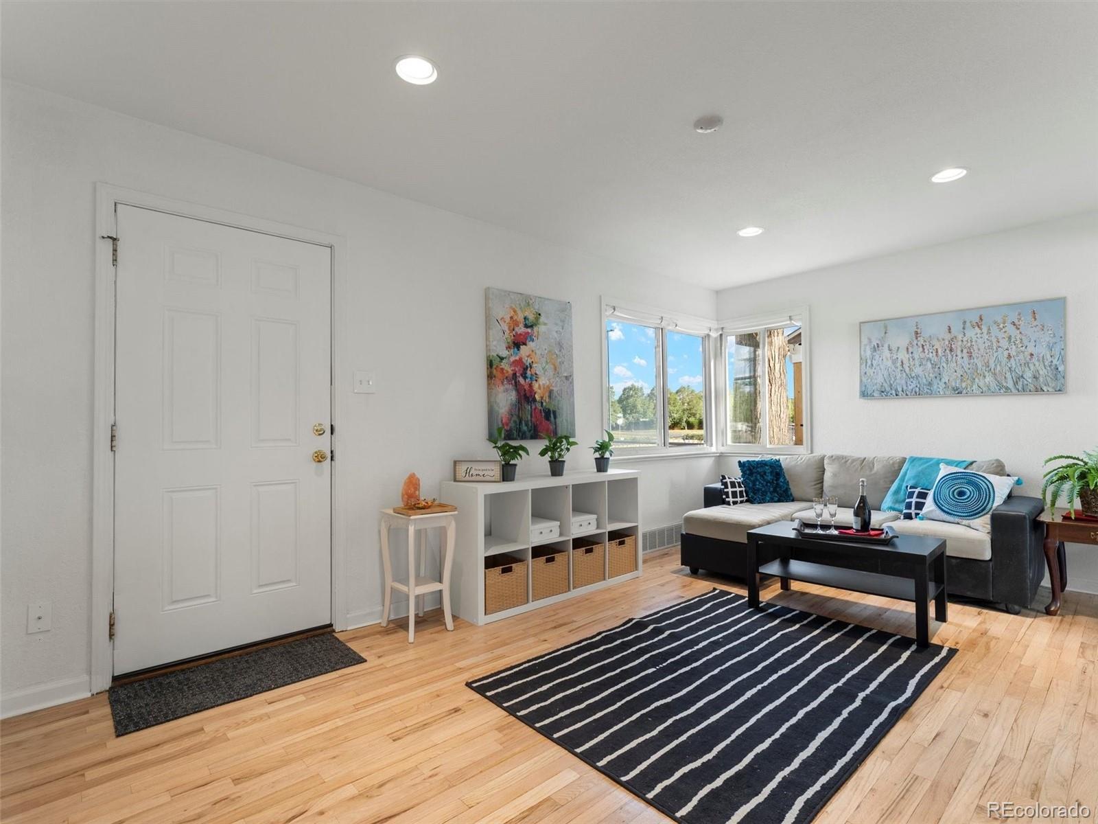 MLS Image #5 for 2865  quebec street,denver, Colorado