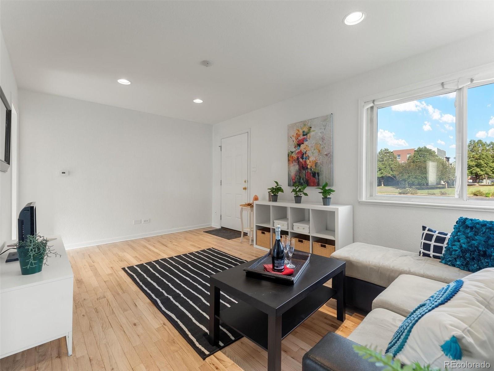MLS Image #6 for 2865  quebec street,denver, Colorado