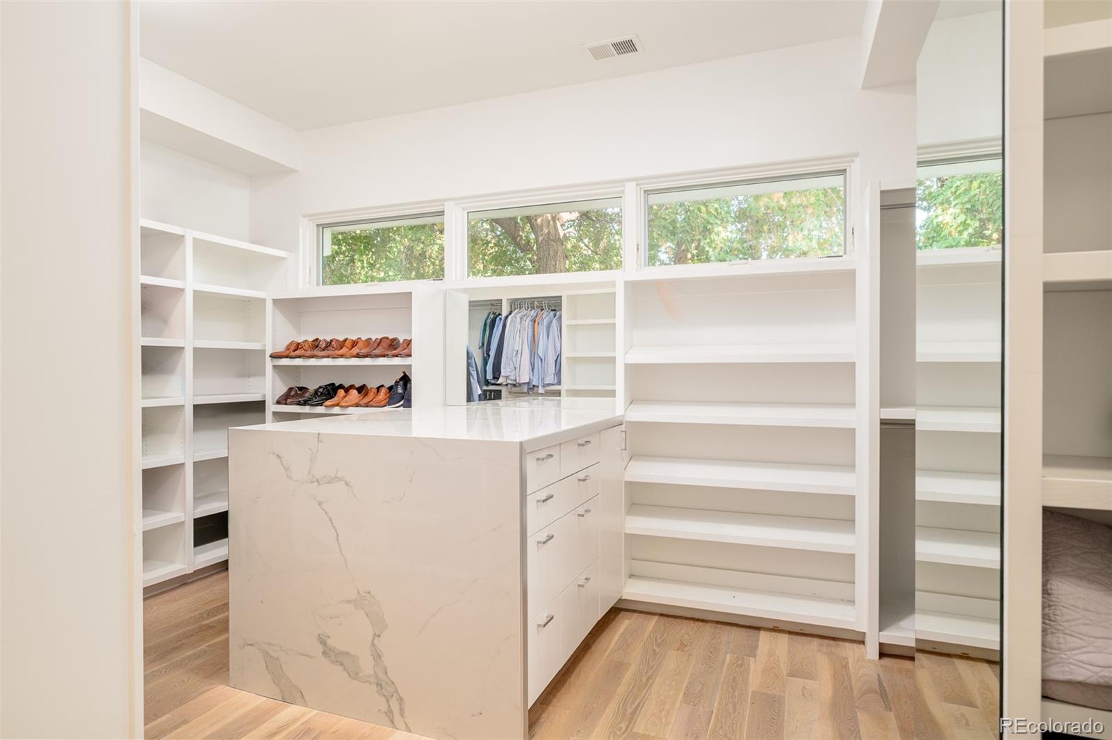 MLS Image #29 for 221 s forest street,denver, Colorado