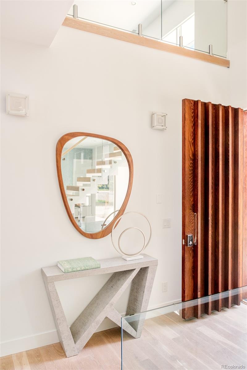MLS Image #4 for 221 s forest street,denver, Colorado