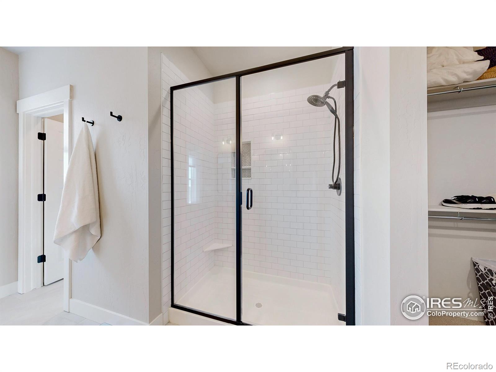 MLS Image #16 for 275  dipper court,berthoud, Colorado