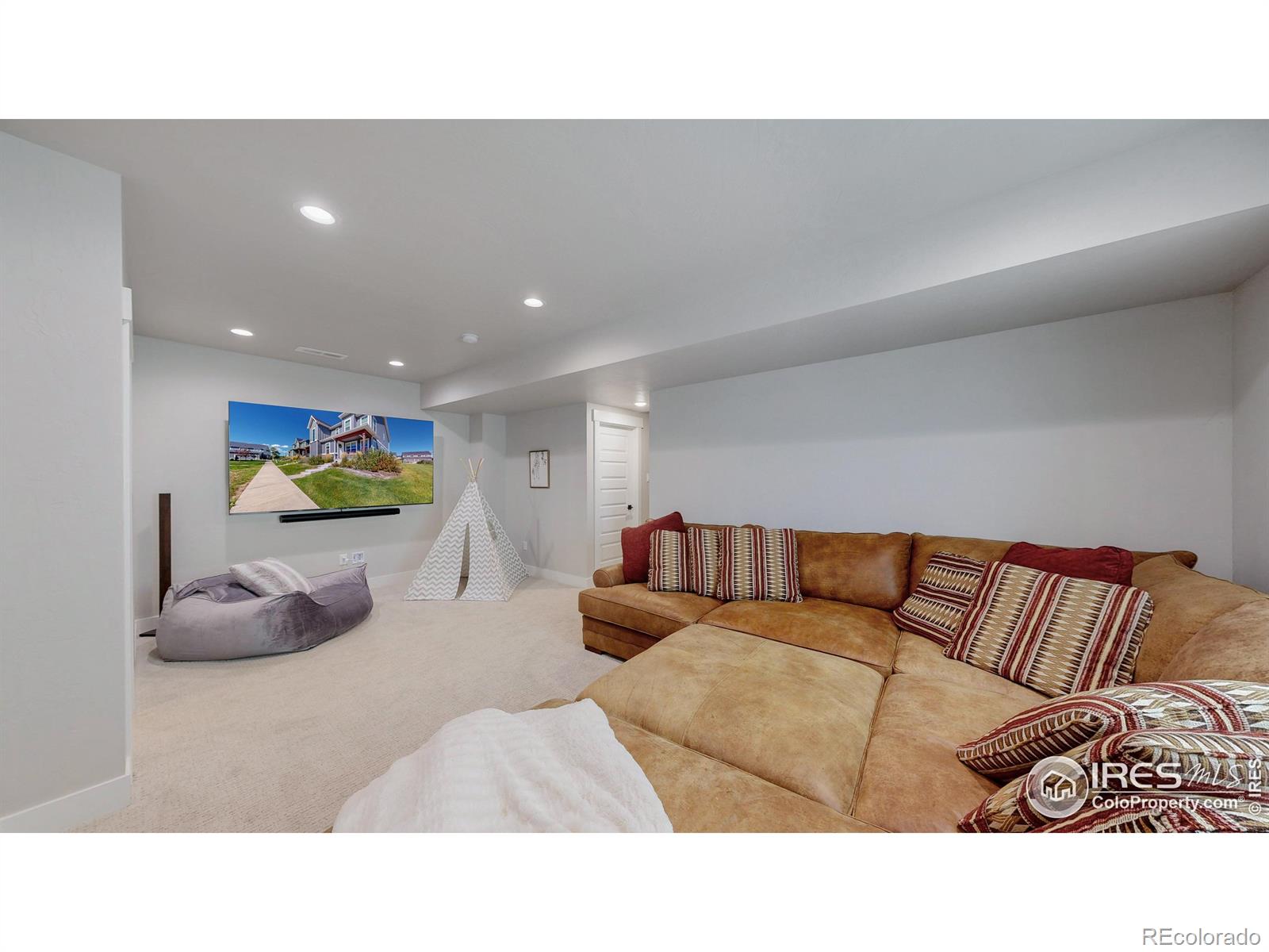MLS Image #25 for 275  dipper court,berthoud, Colorado