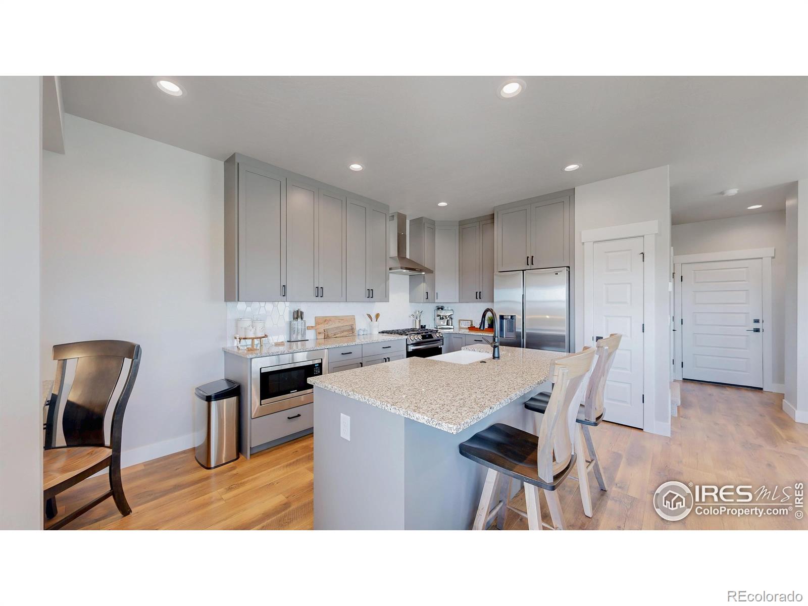 MLS Image #5 for 275  dipper court,berthoud, Colorado
