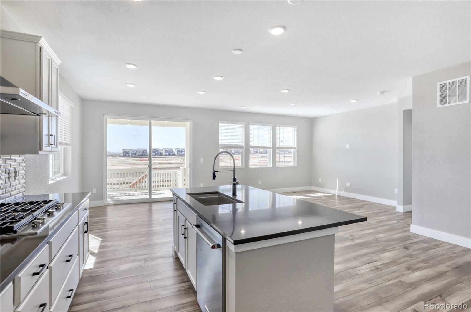 MLS Image #4 for 5450  green thumb avenue,firestone, Colorado