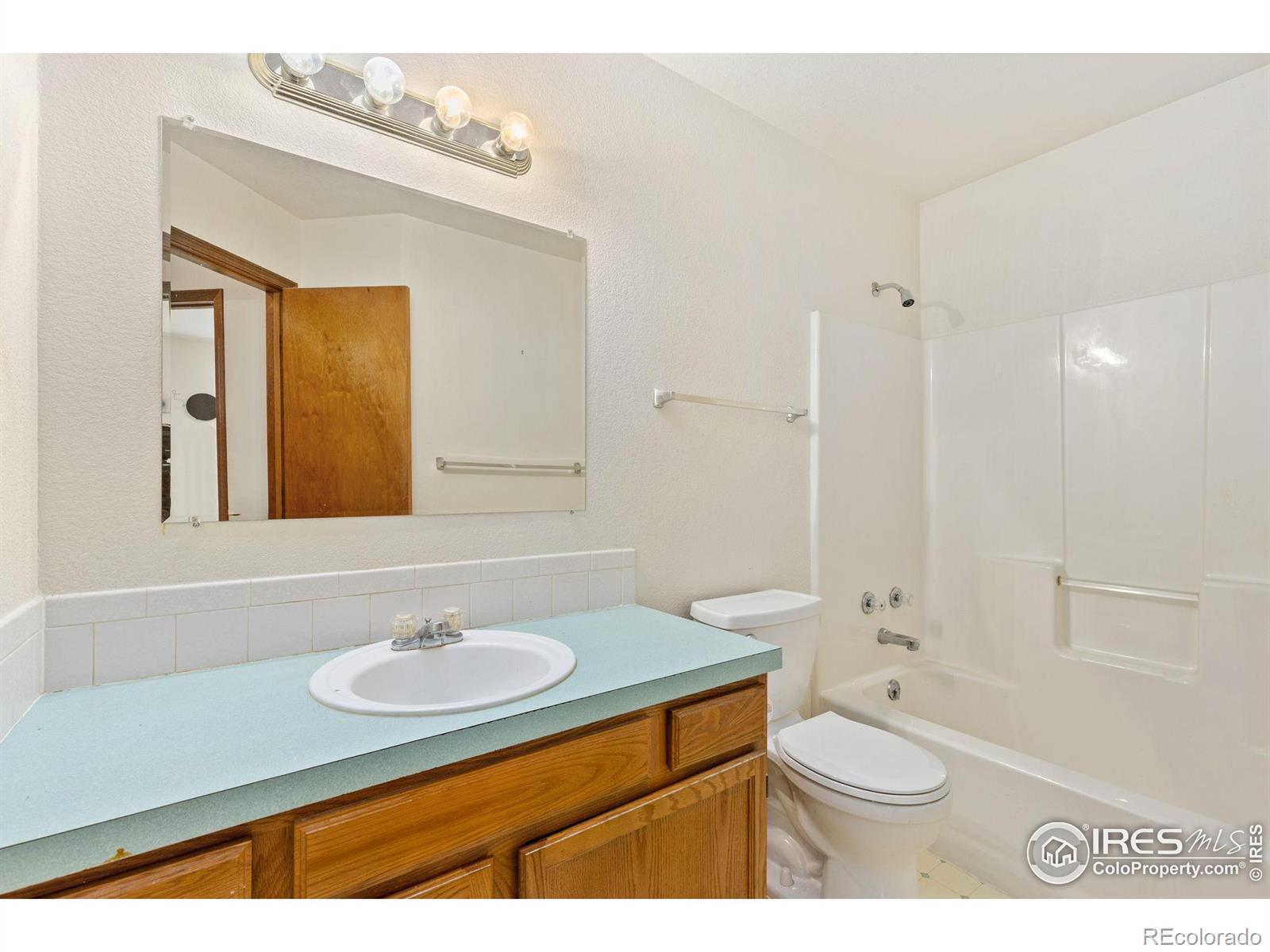 MLS Image #13 for 115 n 49th ave pl,greeley, Colorado
