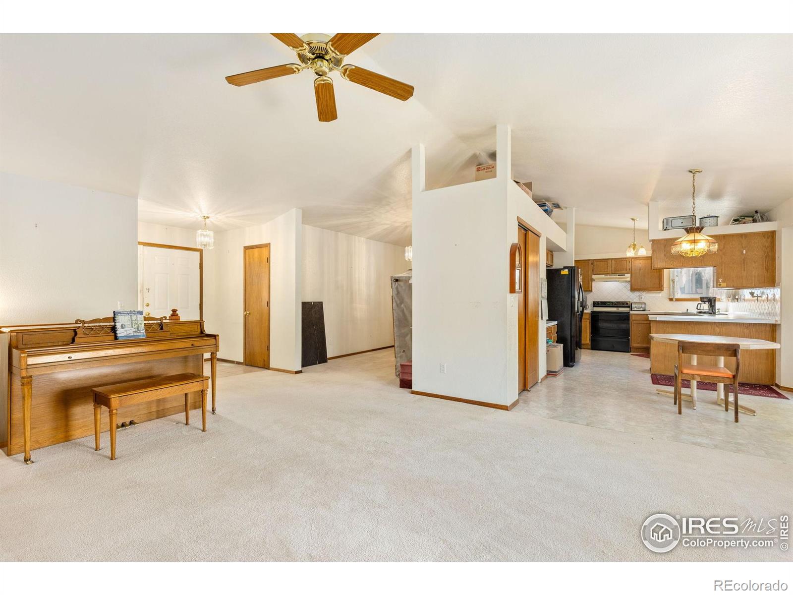 MLS Image #2 for 115 n 49th ave pl,greeley, Colorado