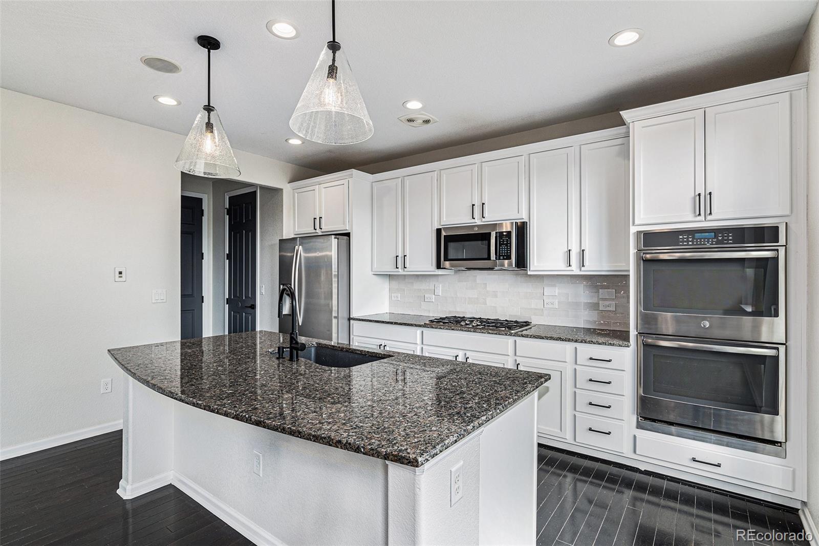 MLS Image #3 for 6700 s kellerman way,aurora, Colorado