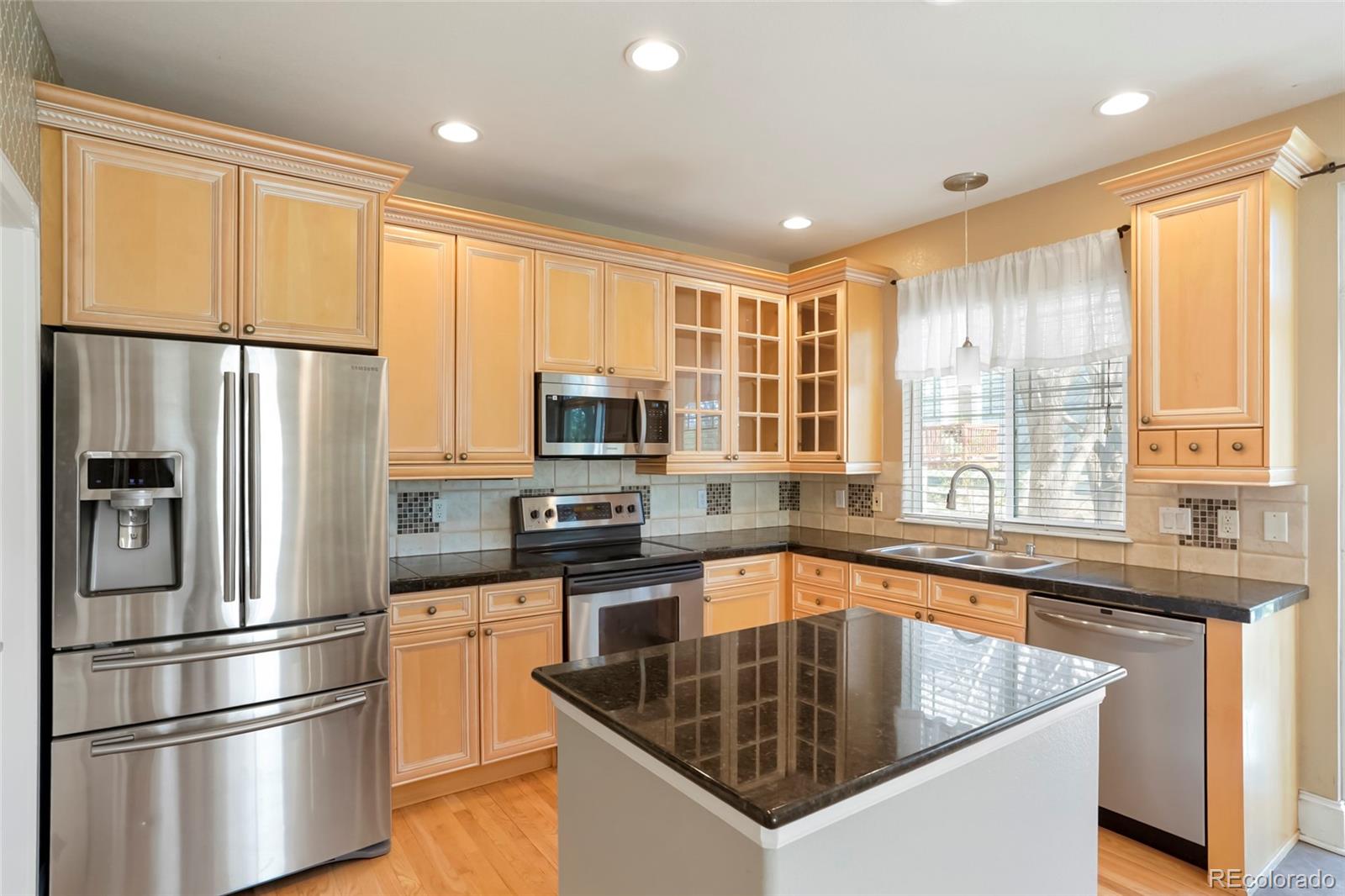 MLS Image #9 for 1892  gunnison place,loveland, Colorado