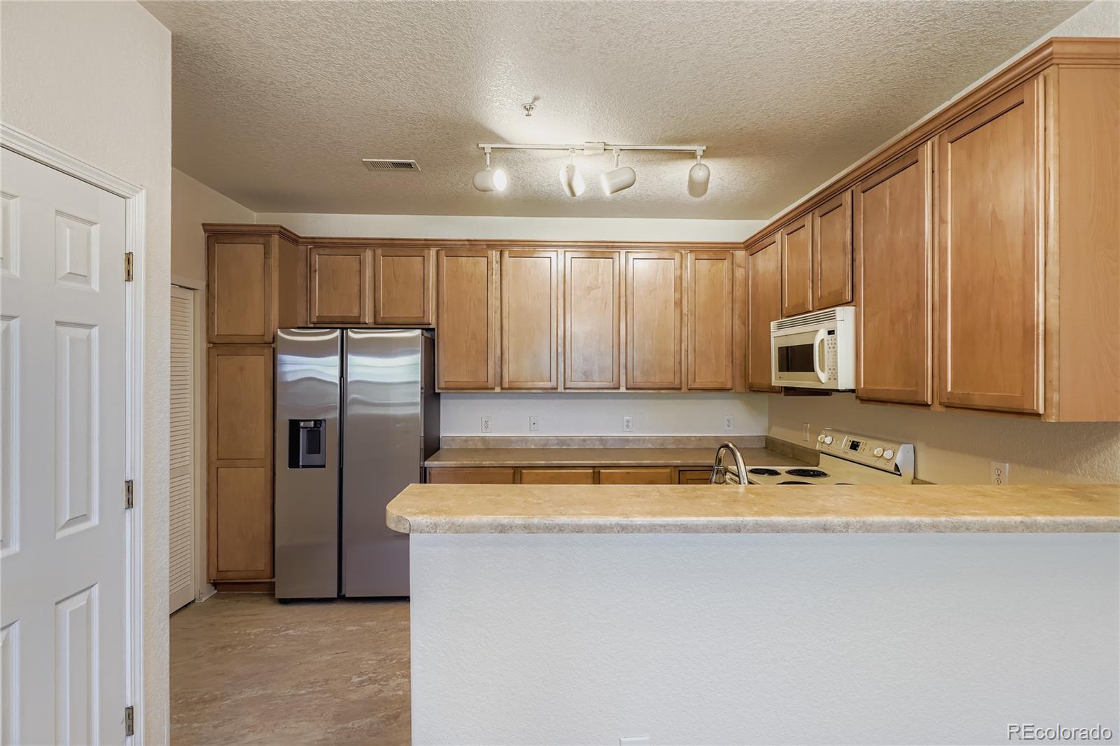 MLS Image #6 for 16306 e fremont avenue 5,aurora, Colorado