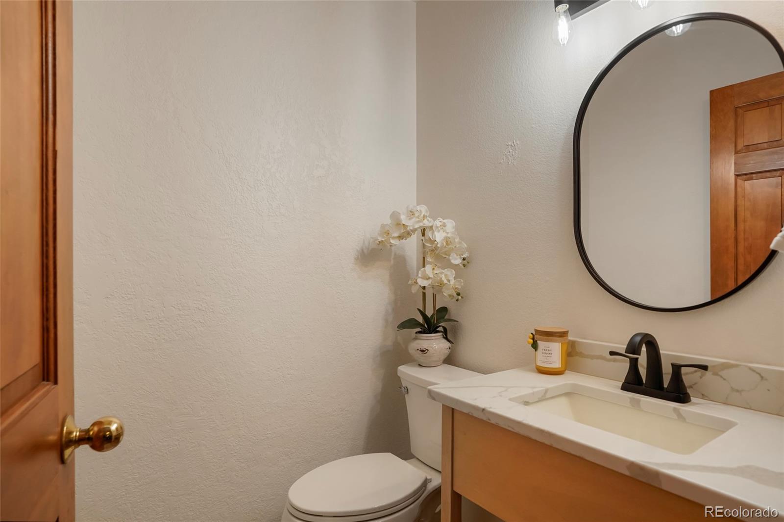 MLS Image #18 for 2863 s uinta street,denver, Colorado