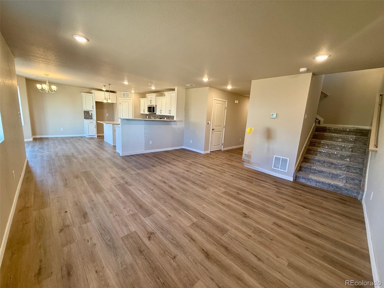 MLS Image #5 for 28329 e 7th place,watkins, Colorado