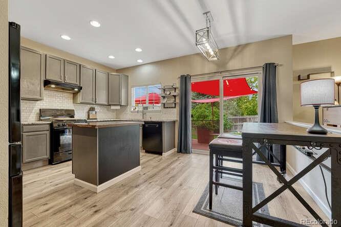 MLS Image #11 for 18980 e garden drive,aurora, Colorado