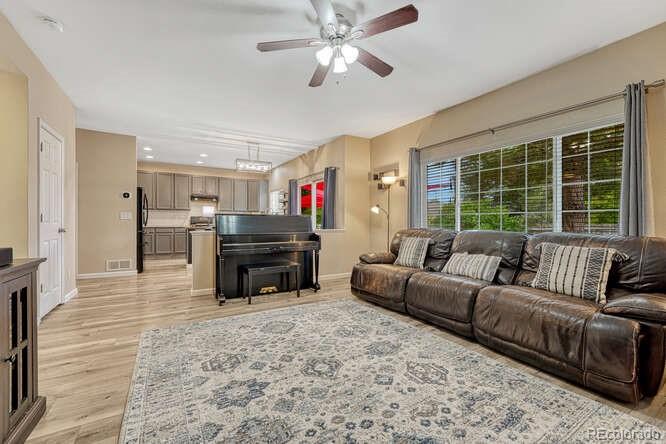 MLS Image #15 for 18980 e garden drive,aurora, Colorado