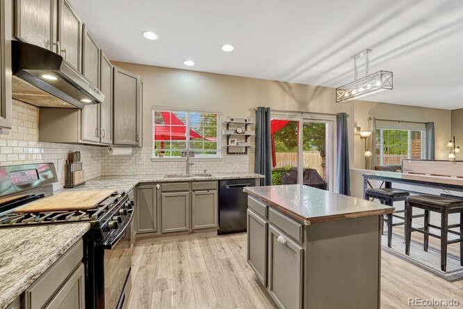 MLS Image #9 for 18980 e garden drive,aurora, Colorado