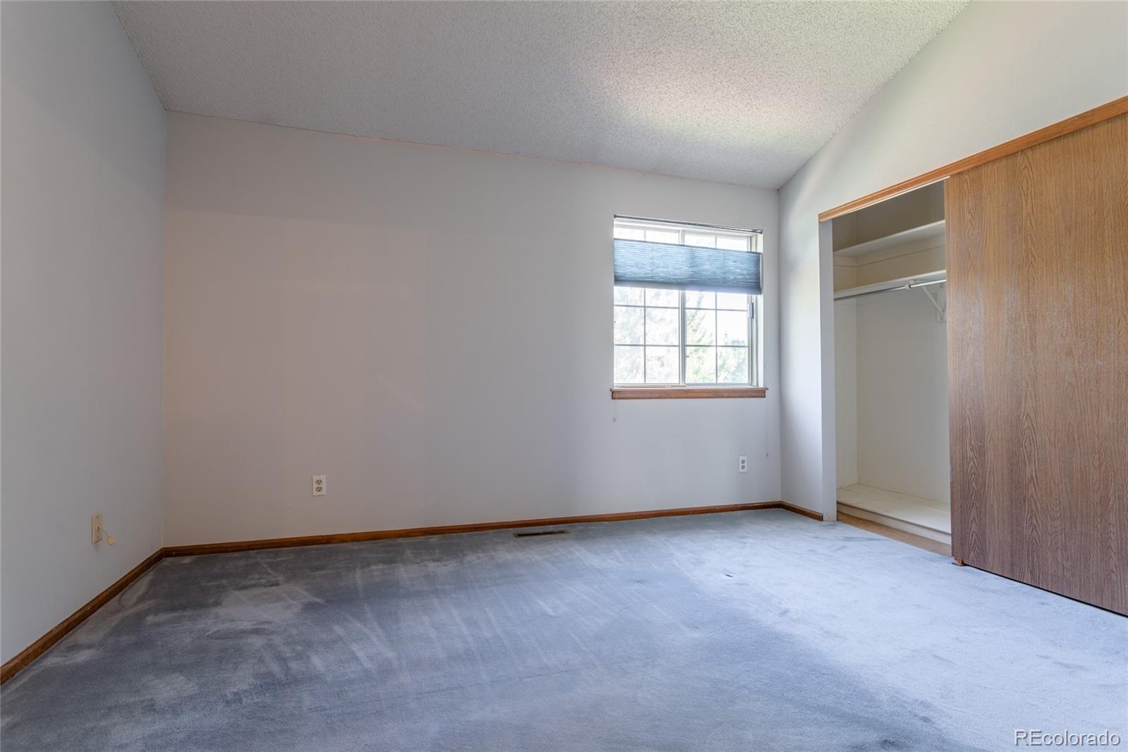 MLS Image #12 for 142  pheasant run,louisville, Colorado