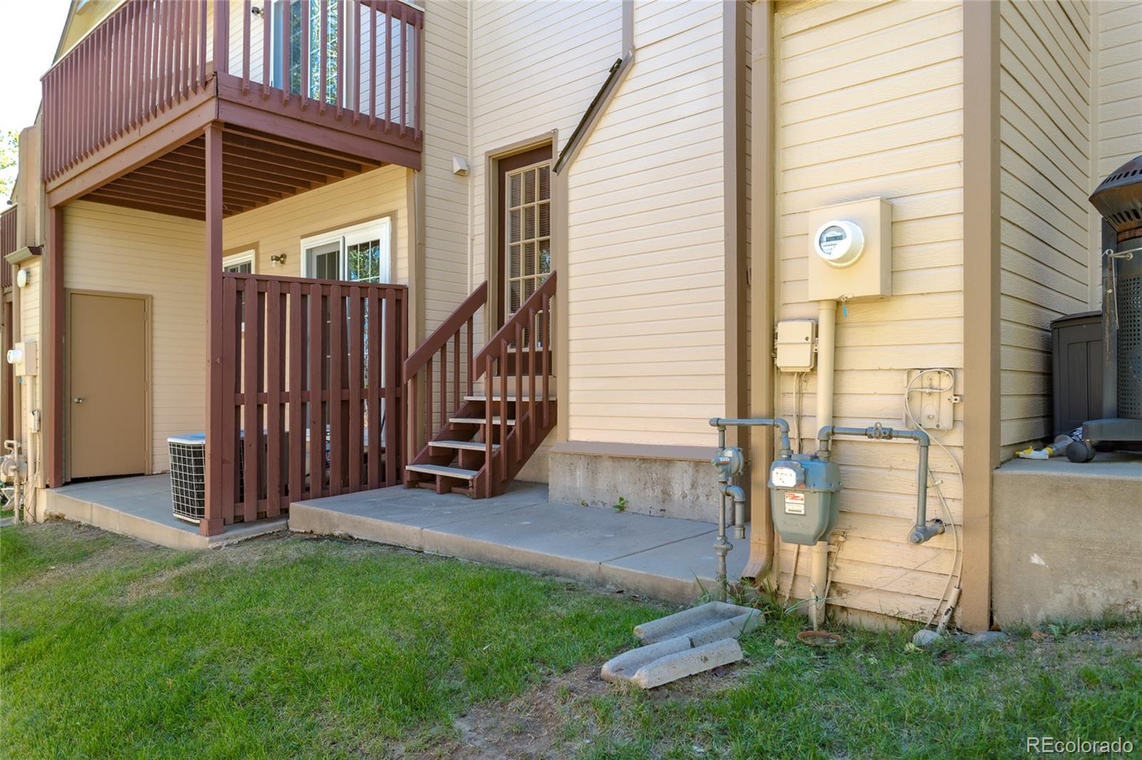 MLS Image #21 for 142  pheasant run,louisville, Colorado