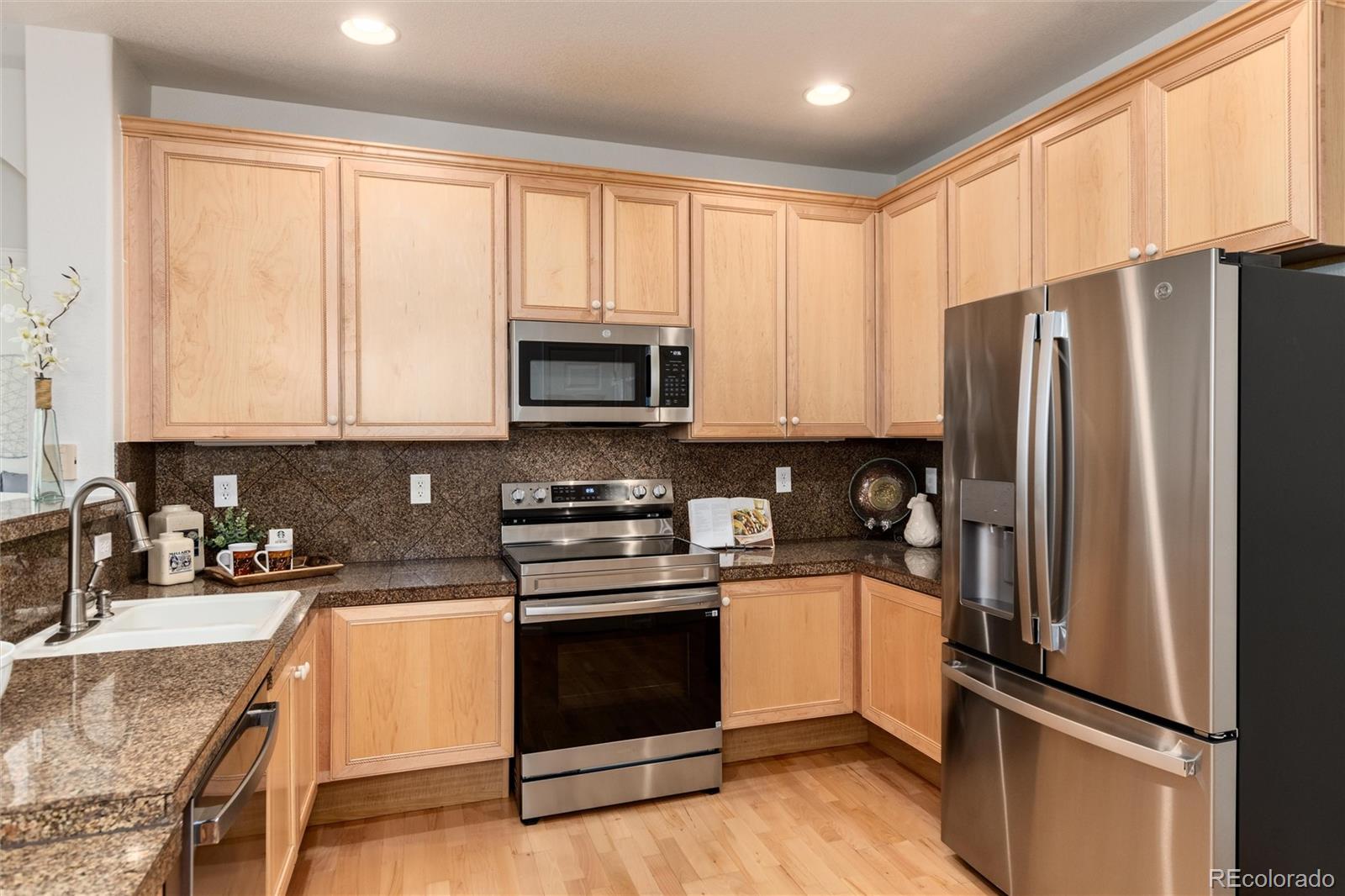 MLS Image #10 for 7777 e 23rd avenue 202,denver, Colorado