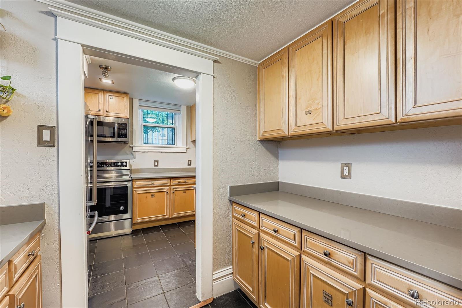 MLS Image #13 for 951 n corona street 5,denver, Colorado
