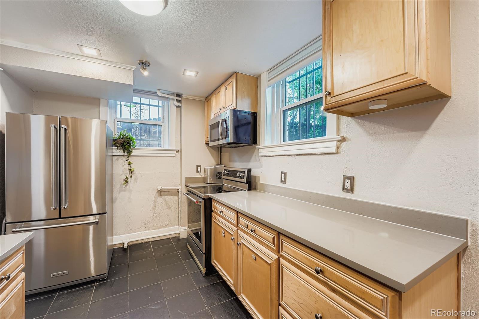 MLS Image #17 for 951 n corona street 5,denver, Colorado