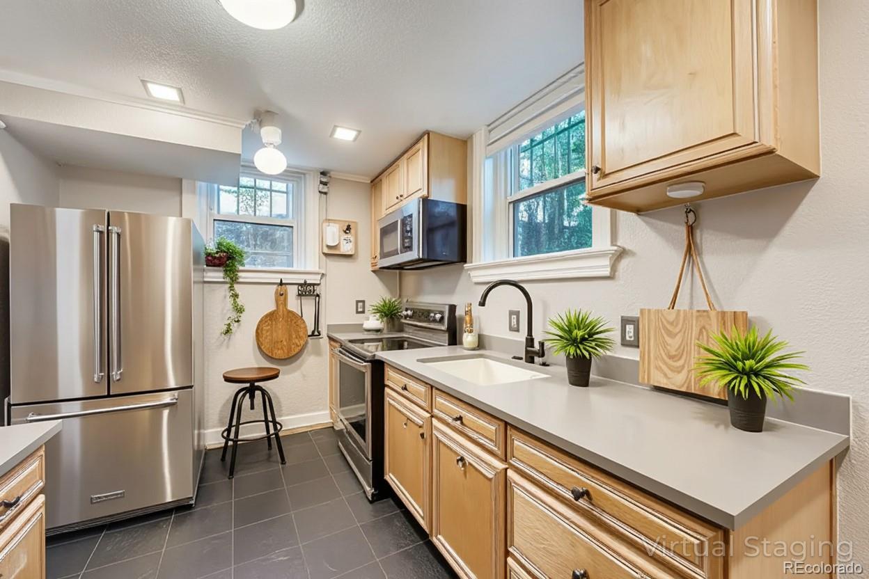 MLS Image #18 for 951 n corona street 5,denver, Colorado