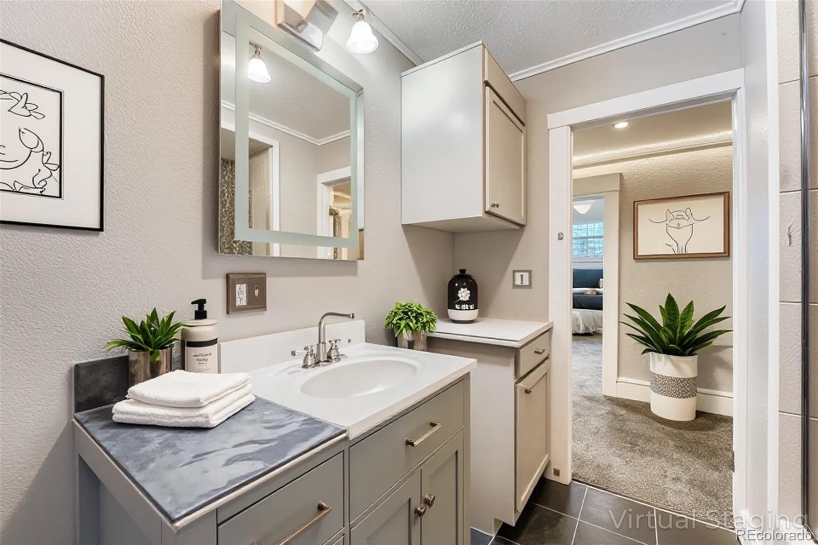 MLS Image #29 for 951 n corona street 5,denver, Colorado
