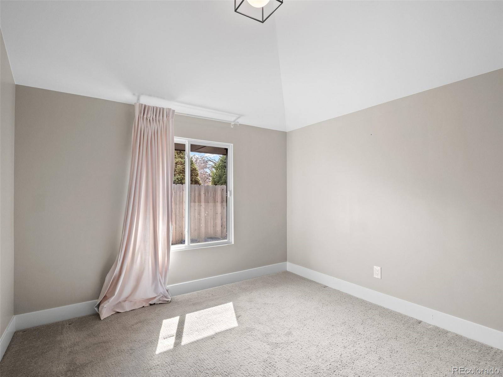 MLS Image #29 for 3049 s vine street,denver, Colorado