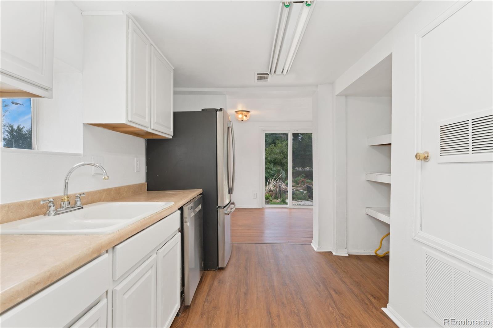 MLS Image #11 for 8640 w alameda avenue,lakewood, Colorado