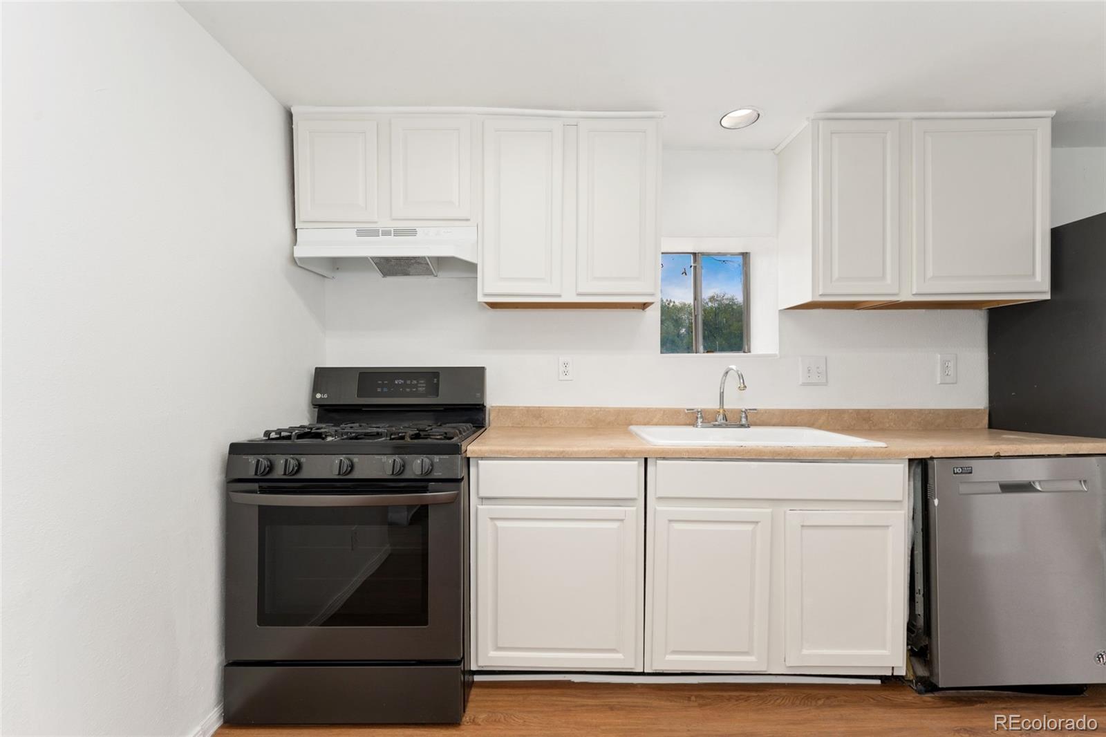 MLS Image #13 for 8640 w alameda avenue,lakewood, Colorado