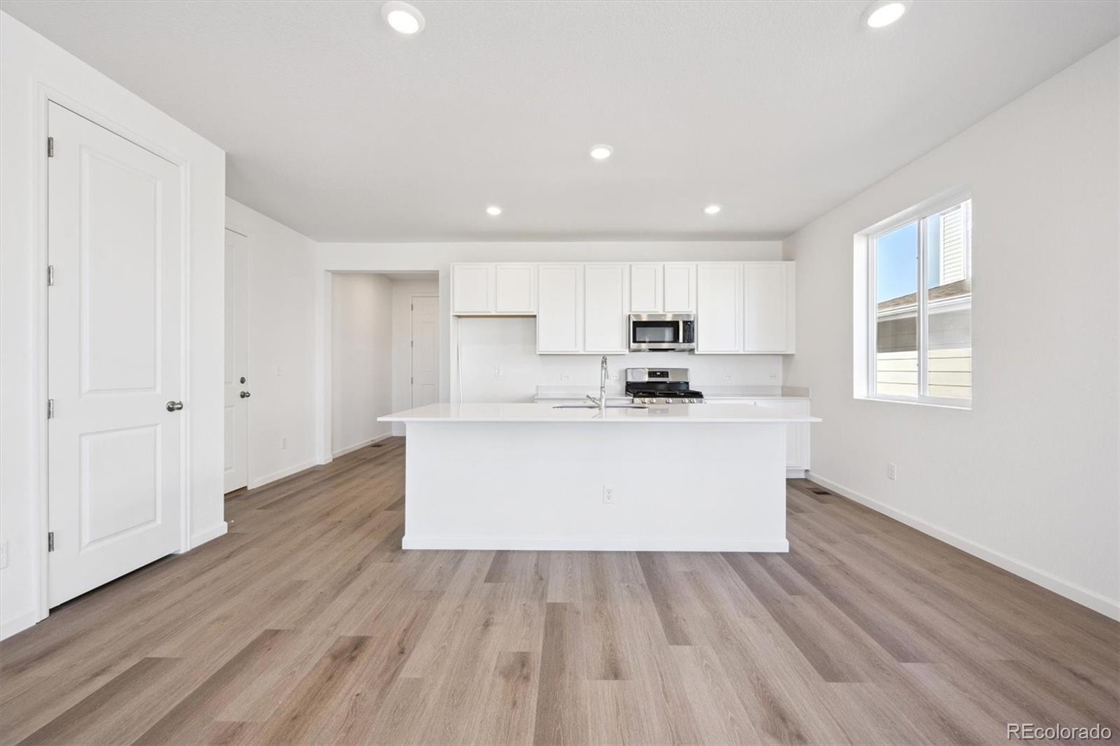 MLS Image #10 for 45941  gentry avenue,bennett, Colorado