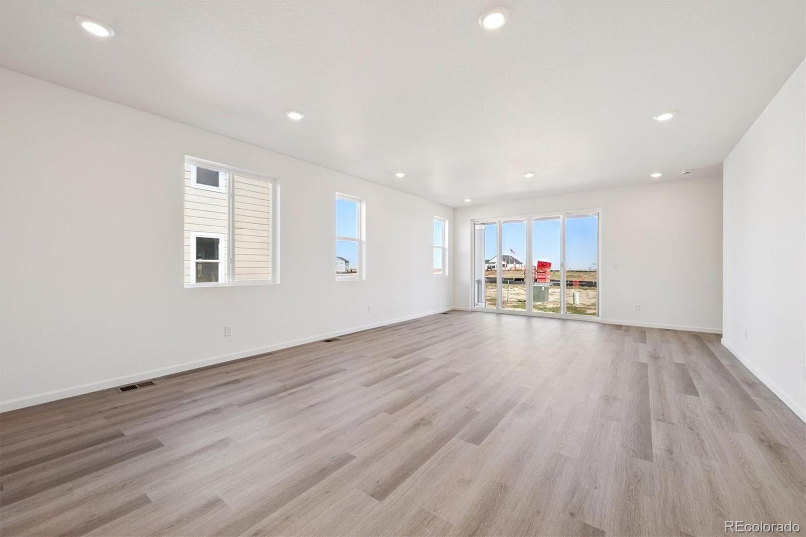 MLS Image #3 for 45941  gentry avenue,bennett, Colorado