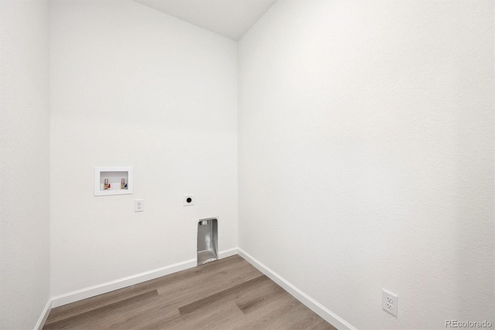 MLS Image #9 for 45941  gentry avenue,bennett, Colorado