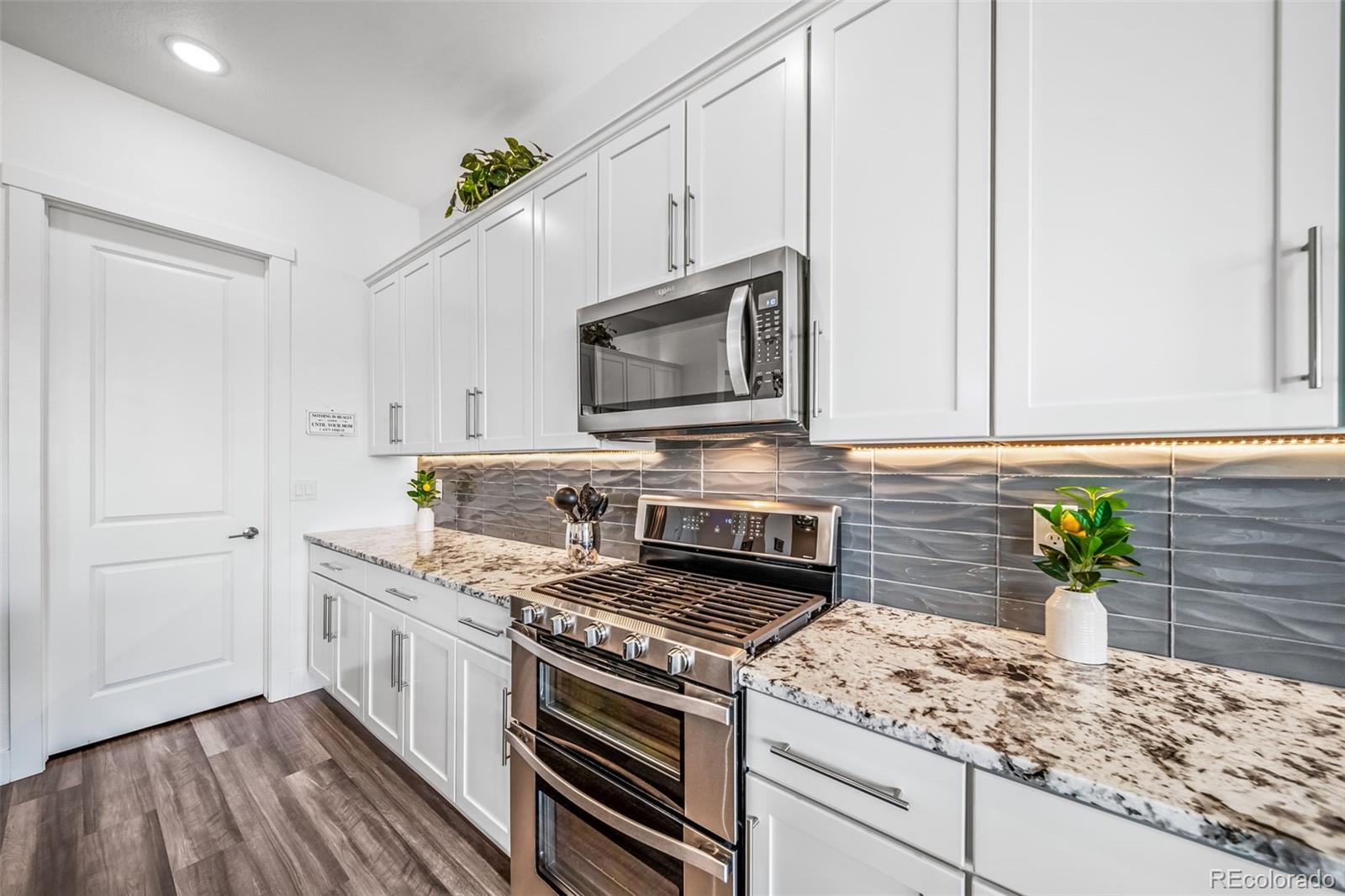 MLS Image #11 for 115  lovejoy circle,castle rock, Colorado