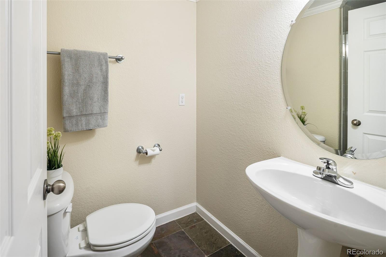 MLS Image #15 for 2434 s williams street,denver, Colorado