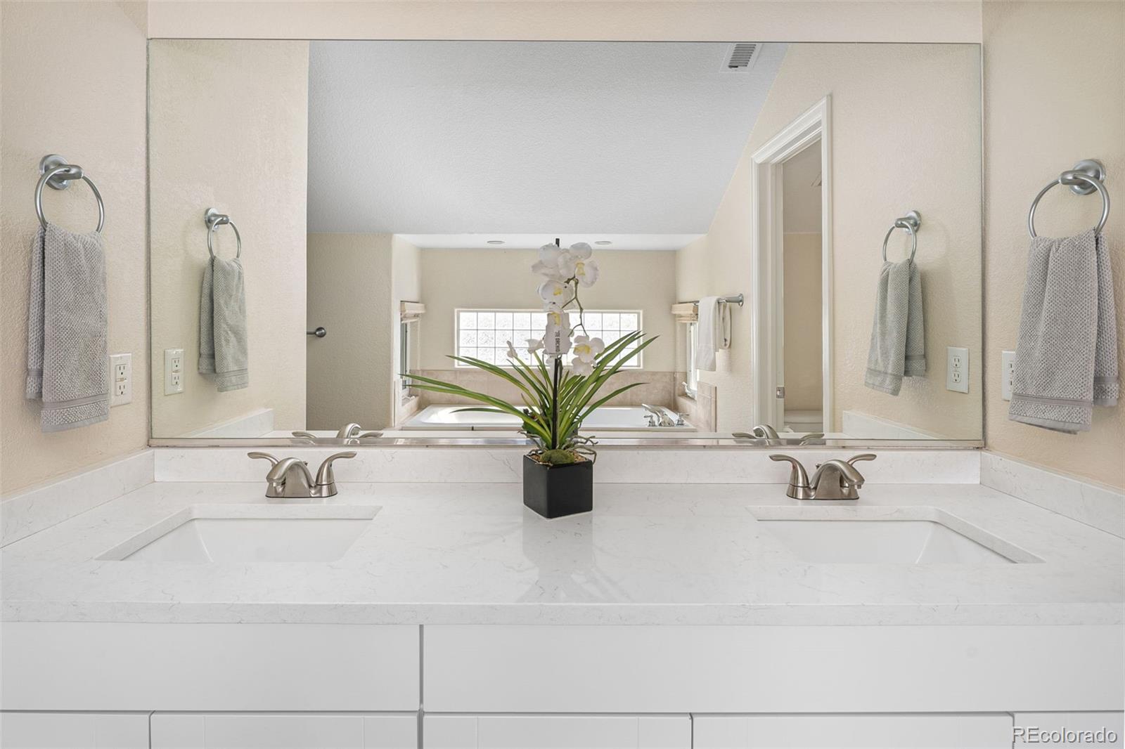 MLS Image #22 for 2434 s williams street,denver, Colorado