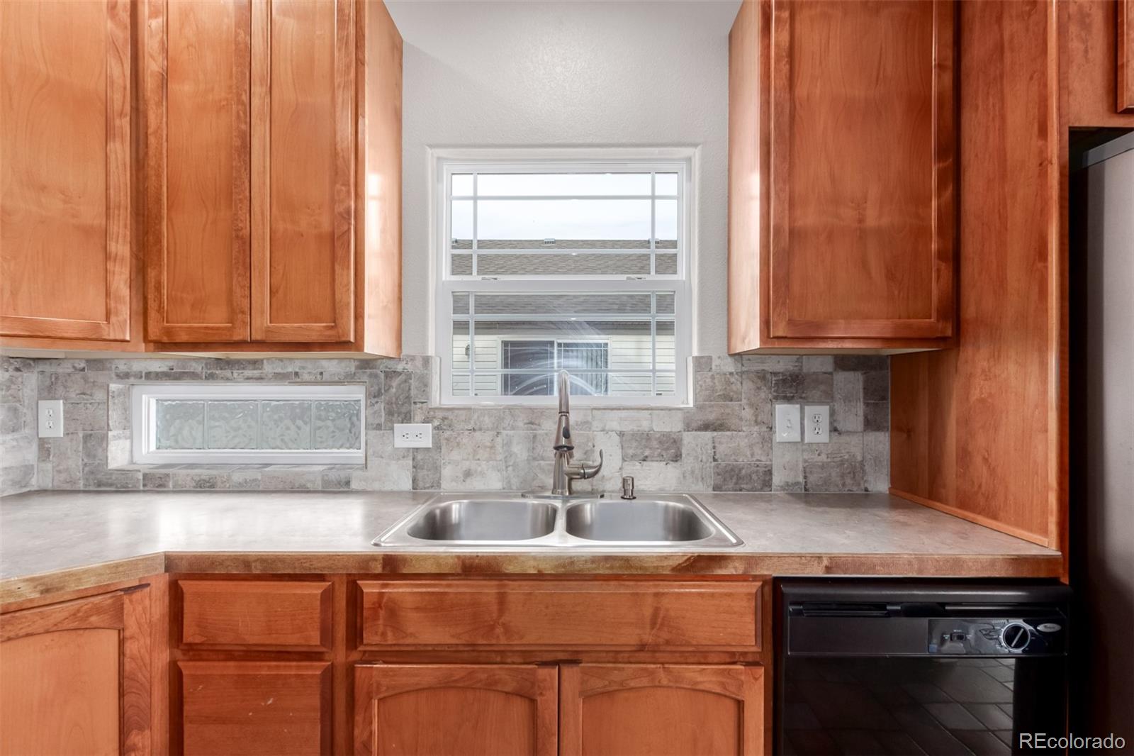 MLS Image #12 for 1210  glen creighton drive,dacono, Colorado