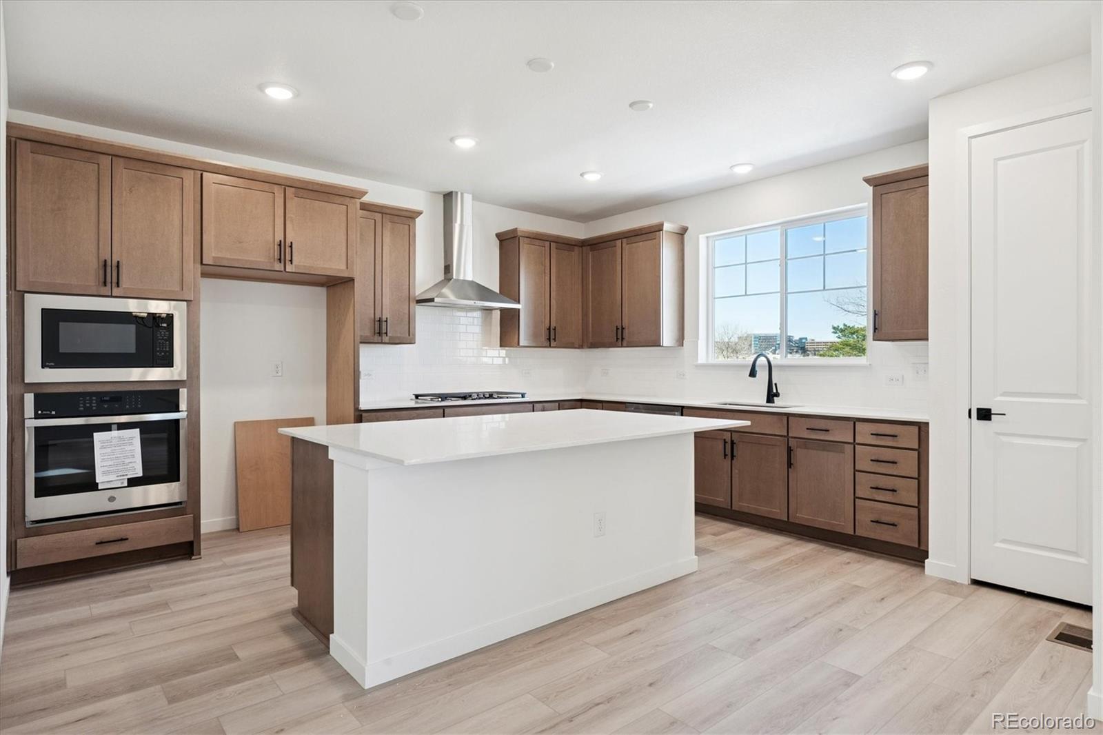 MLS Image #4 for 9148  hayden peak street,englewood, Colorado