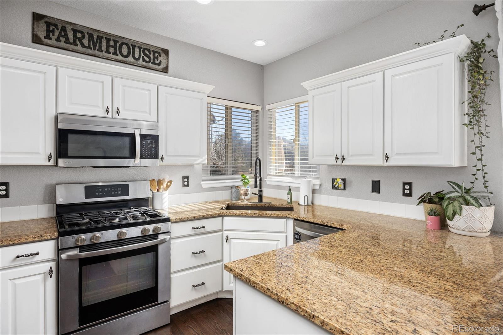 MLS Image #10 for 3760  barnard lane,johnstown, Colorado