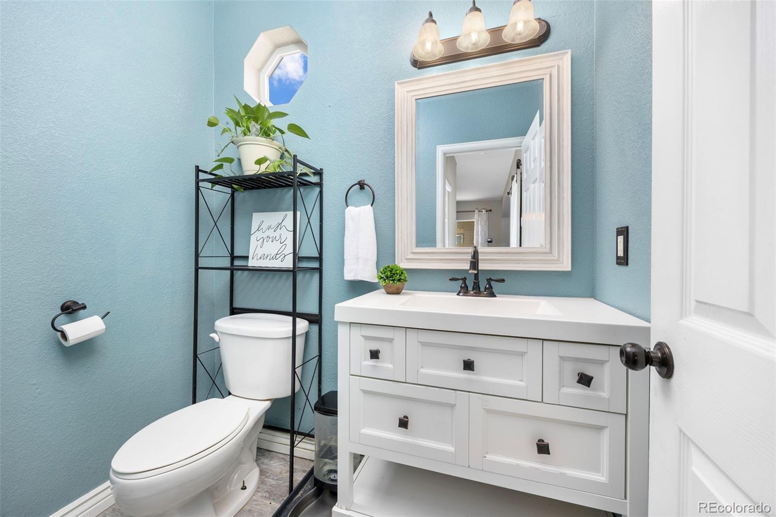 MLS Image #14 for 3760  barnard lane,johnstown, Colorado