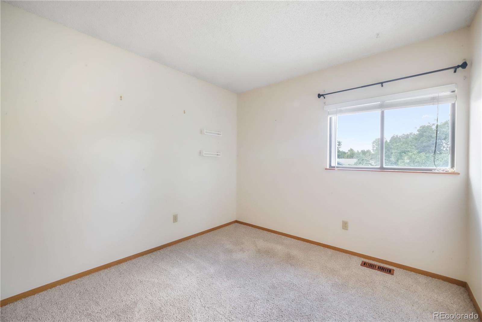 MLS Image #38 for 908  candlestar loop,fountain, Colorado