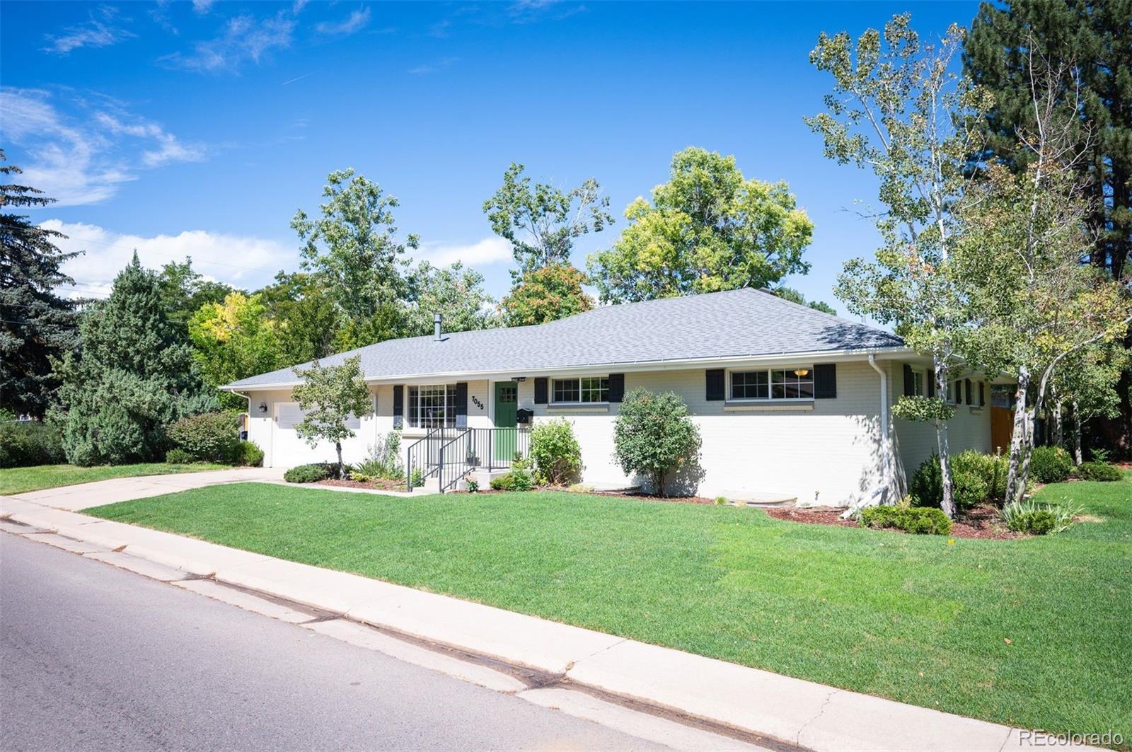 MLS Image #4 for 7055 e virginia avenue,denver, Colorado