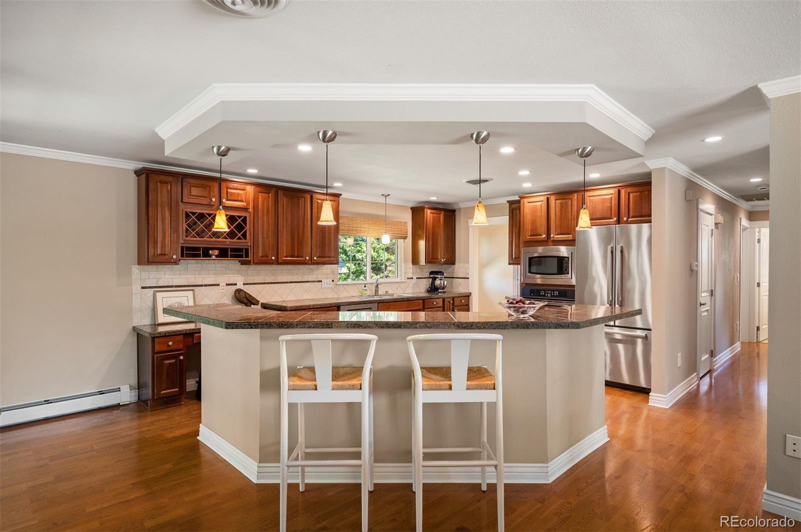 MLS Image #5 for 7055 e virginia avenue,denver, Colorado