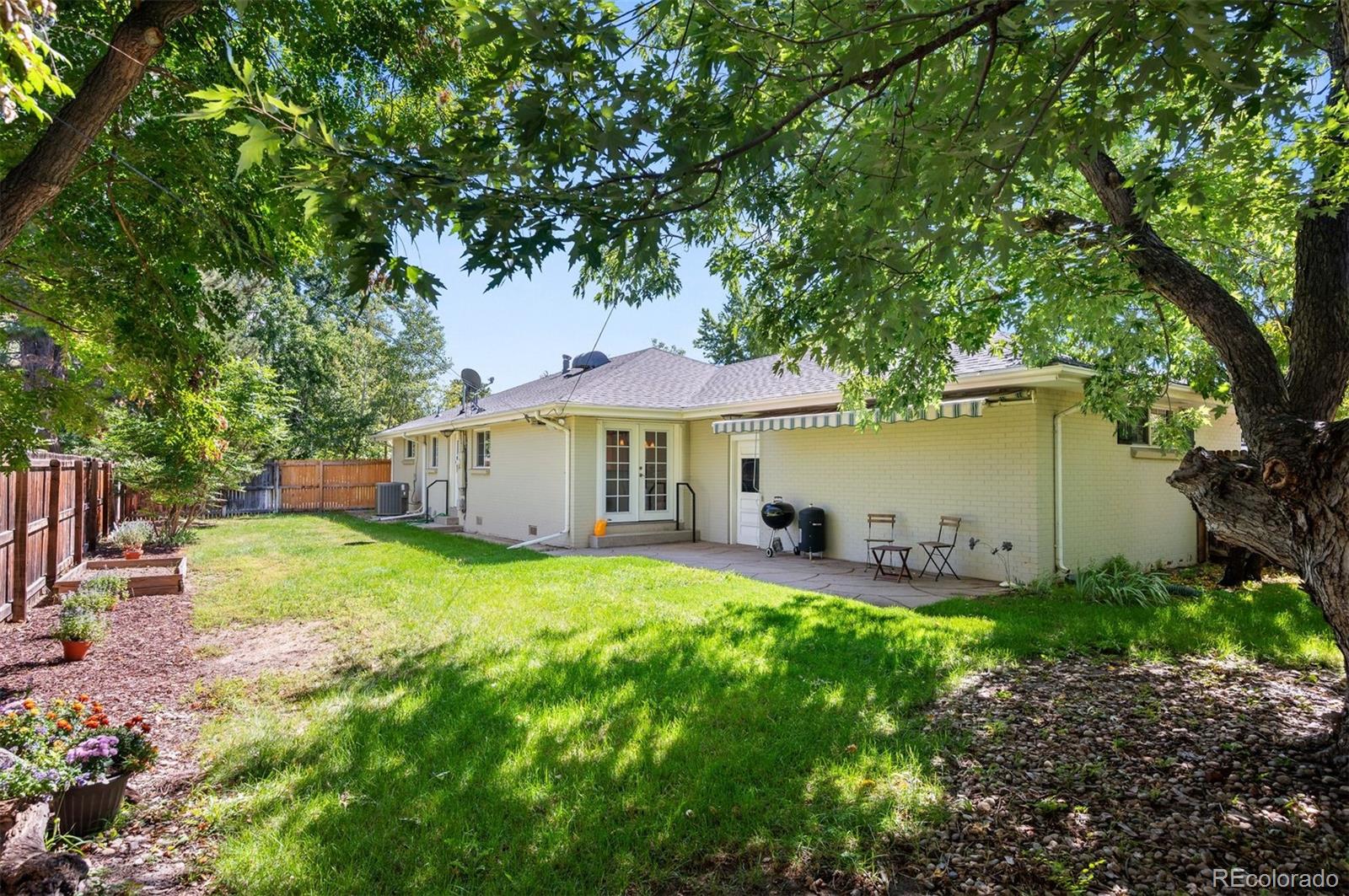 MLS Image #9 for 7055 e virginia avenue,denver, Colorado
