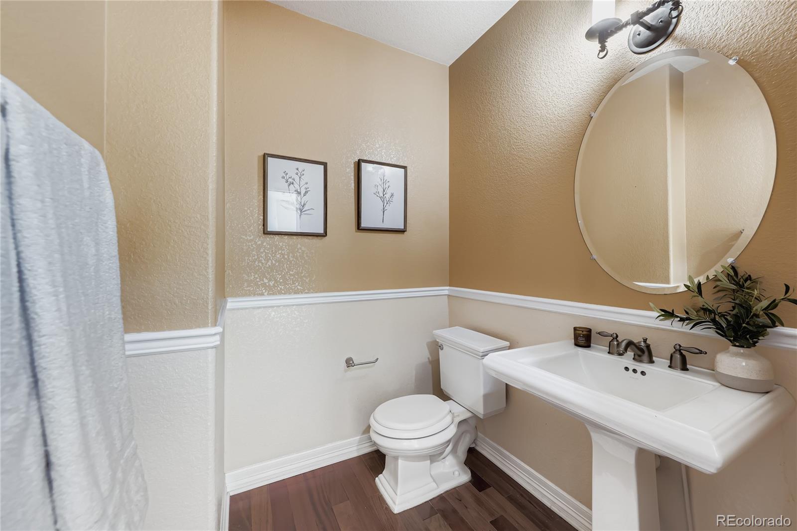 MLS Image #19 for 10138 e 28th avenue,denver, Colorado