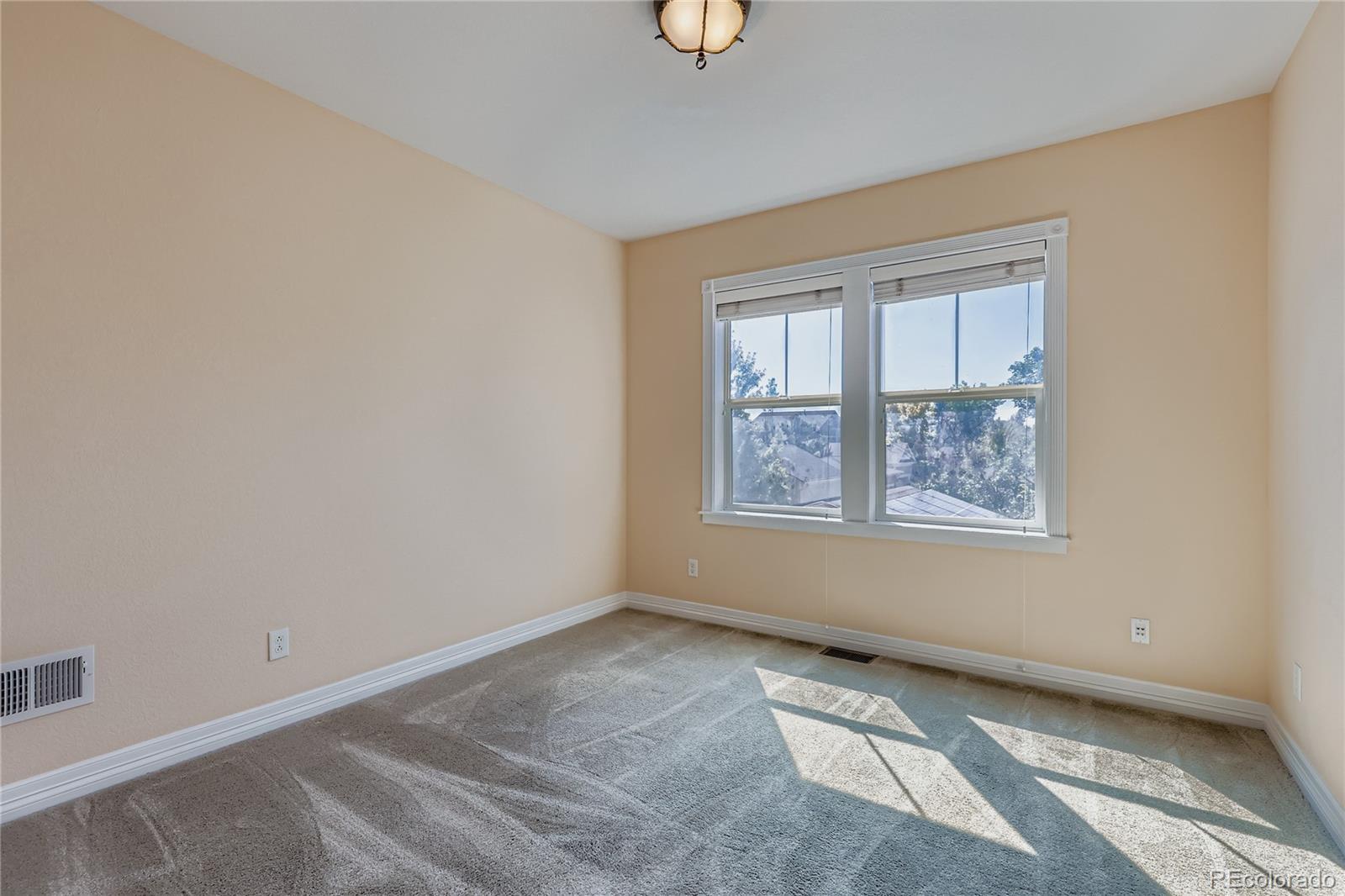 MLS Image #21 for 10138 e 28th avenue,denver, Colorado